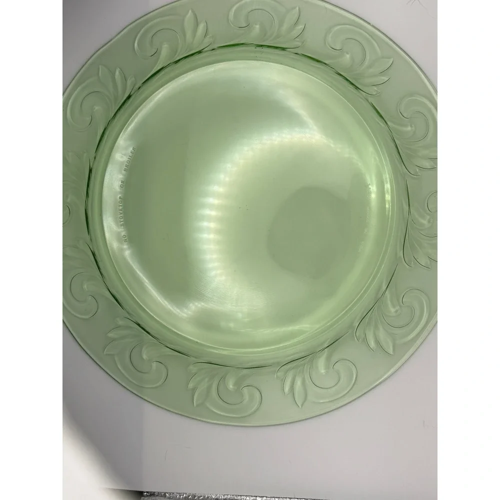 Fire-King Philbe Green Depression Glass Pie Plate 9‎ Inch Vintage 3120 USA Made